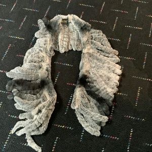 Il Fait Floid Rabbit scarf-NWOT